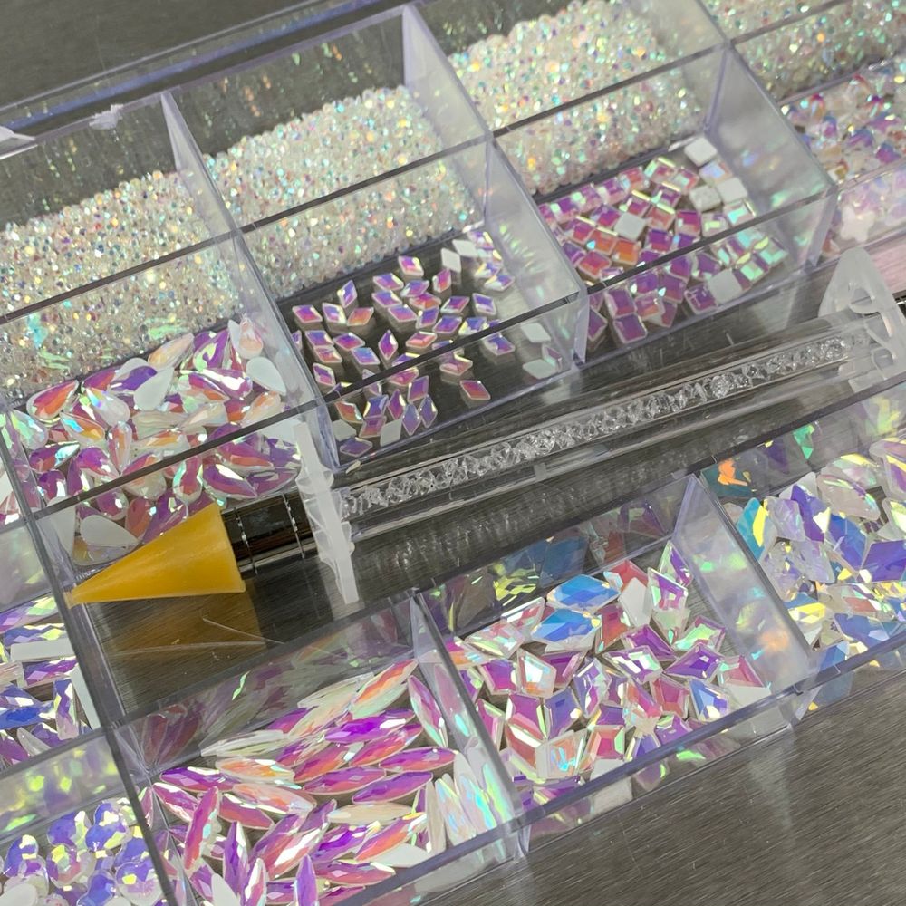 white pearl iridescent rhinestones kit - 3